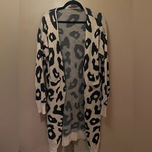 Leopard print sweater duster